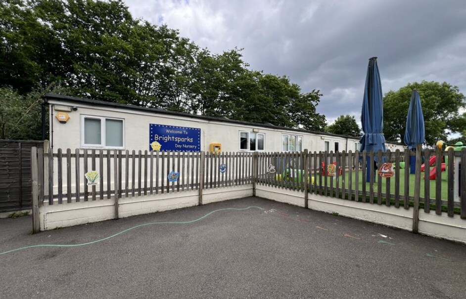 619 Purley Way, Croydon en venta Foto principal- Imagen 1 de 4