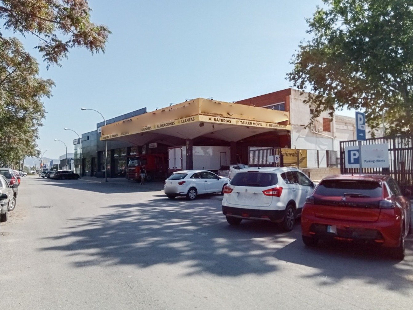 Nave en Sant Boi de Llobregat, Barcelona en venta Foto principal- Imagen 1 de 1