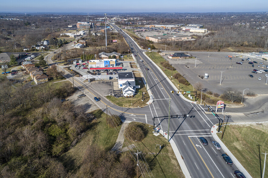 5741 Harrison Ave, Cincinnati, OH en alquiler - Vista aérea - Imagen 3 de 5