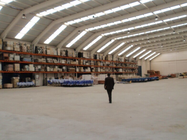 Nave en Casarrubios del Monte, Toledo en alquiler - Foto del interior - Imagen 3 de 13