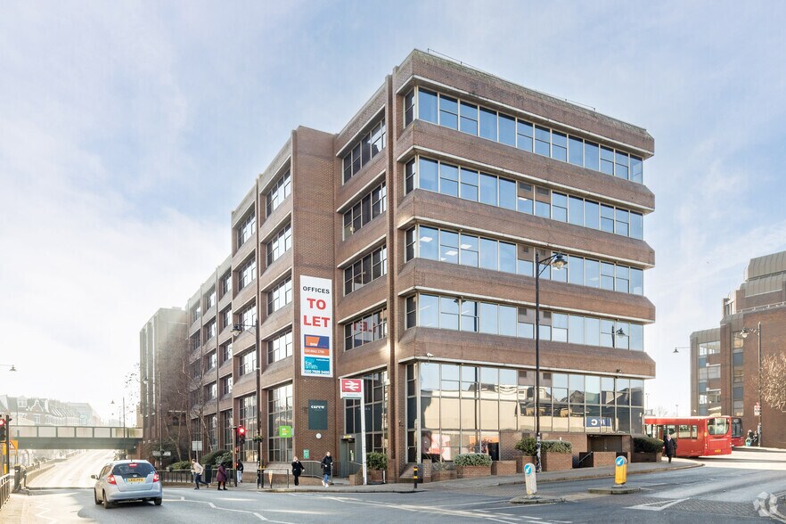 Railway Approach, Wallington en alquiler - Foto del edificio - Imagen 2 de 4