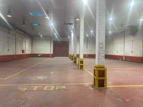 Nave en San Fernando de Henares, Madrid en alquiler Foto del edificio- Imagen 2 de 8