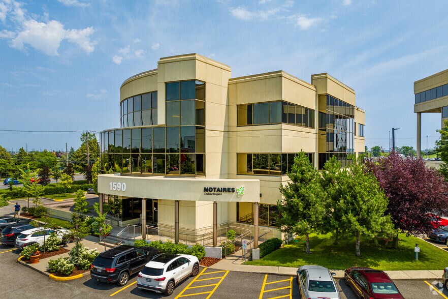 1590 Rue Ampère, Boucherville, QC en alquiler - Foto principal - Imagen 1 de 6