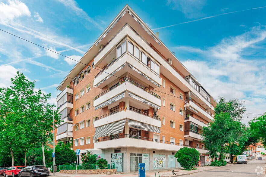 Calle Velayos, 2, Madrid, Madrid en venta - Foto principal - Imagen 1 de 1