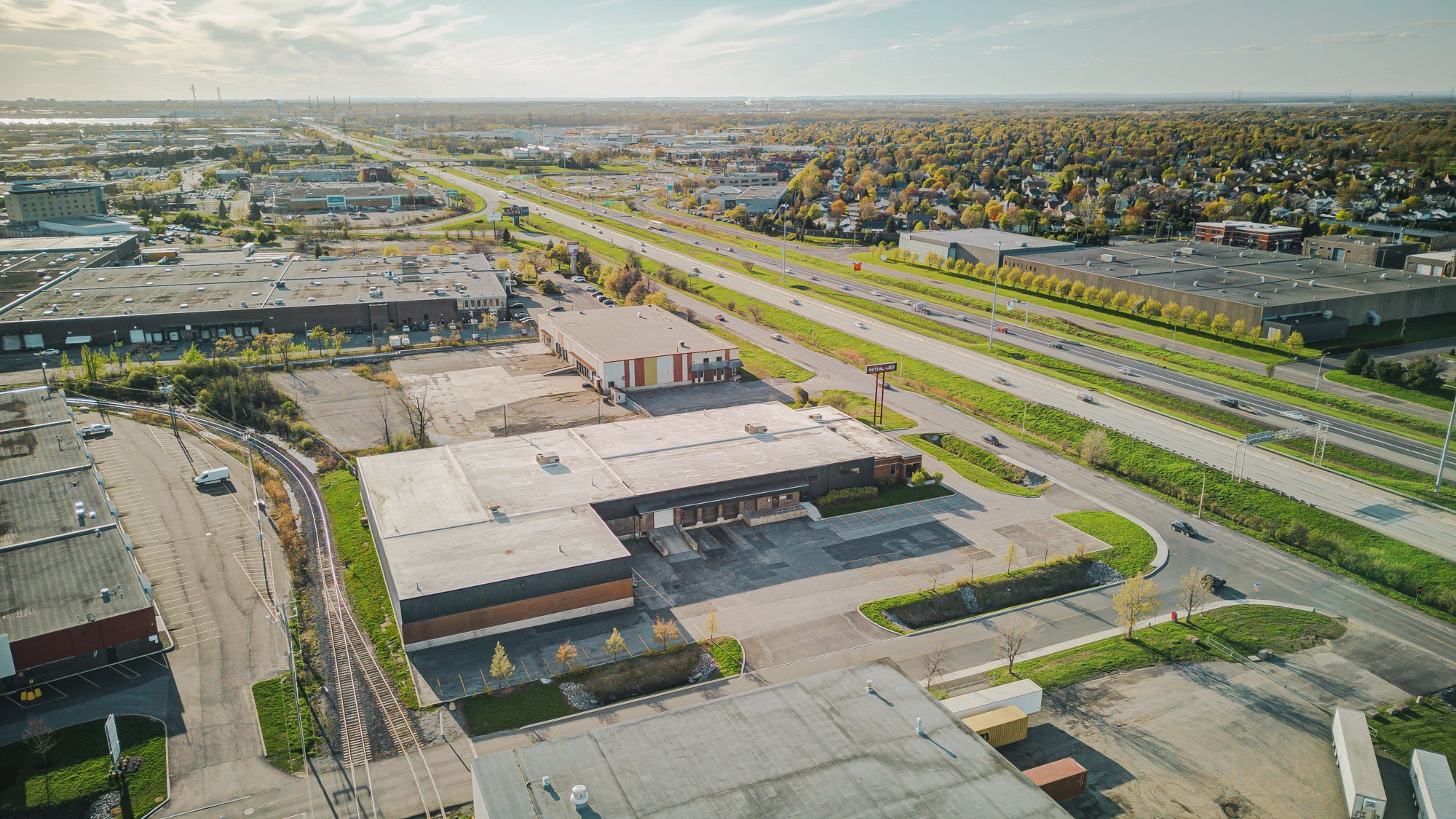 1280 Rue Nobel, Boucherville, QC en alquiler Foto del interior- Imagen 1 de 8