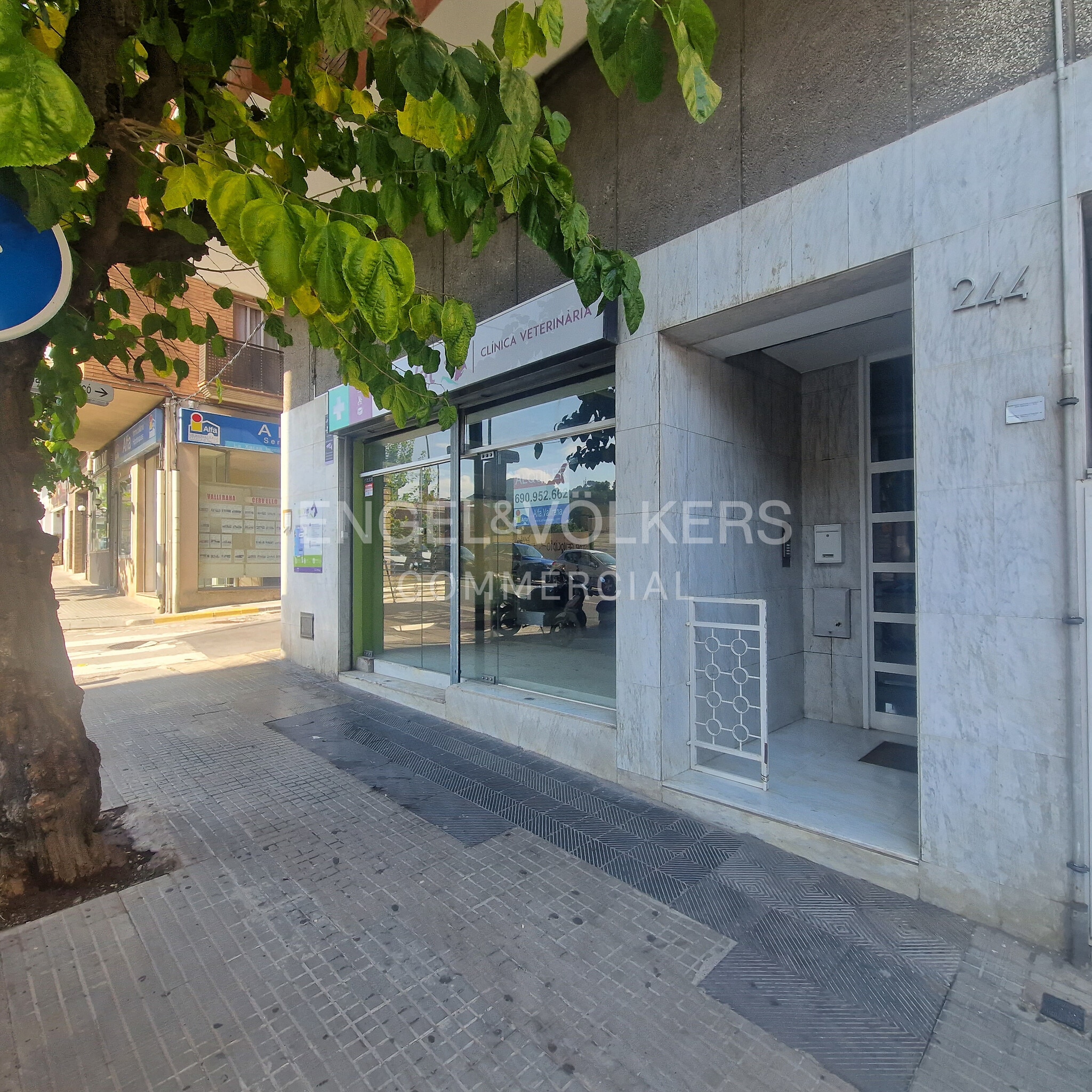 Local en Vallirana, Barcelona en alquiler Foto del interior- Imagen 1 de 9