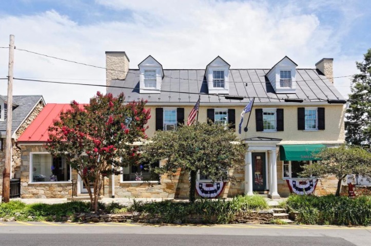 17 S Madison St, Middleburg, VA en venta - Foto del edificio - Imagen 1 de 25