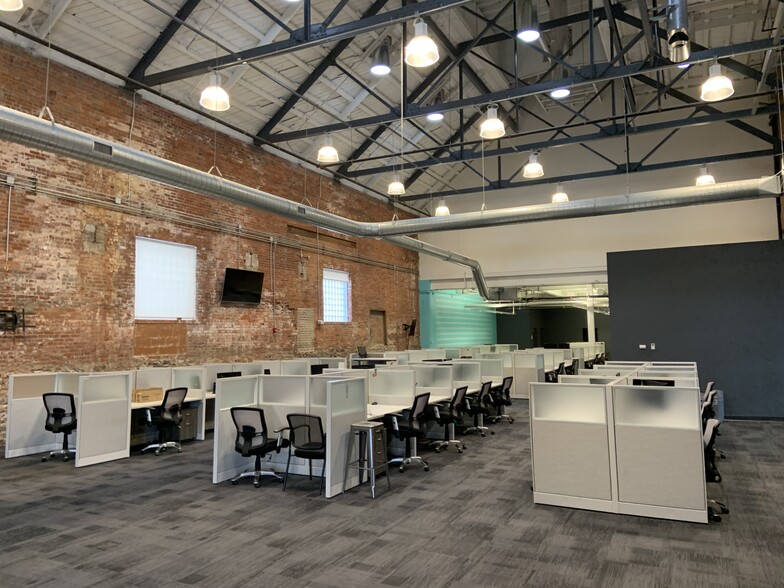 61 Commercial St, Rochester, NY en alquiler - Foto del interior - Imagen 2 de 7