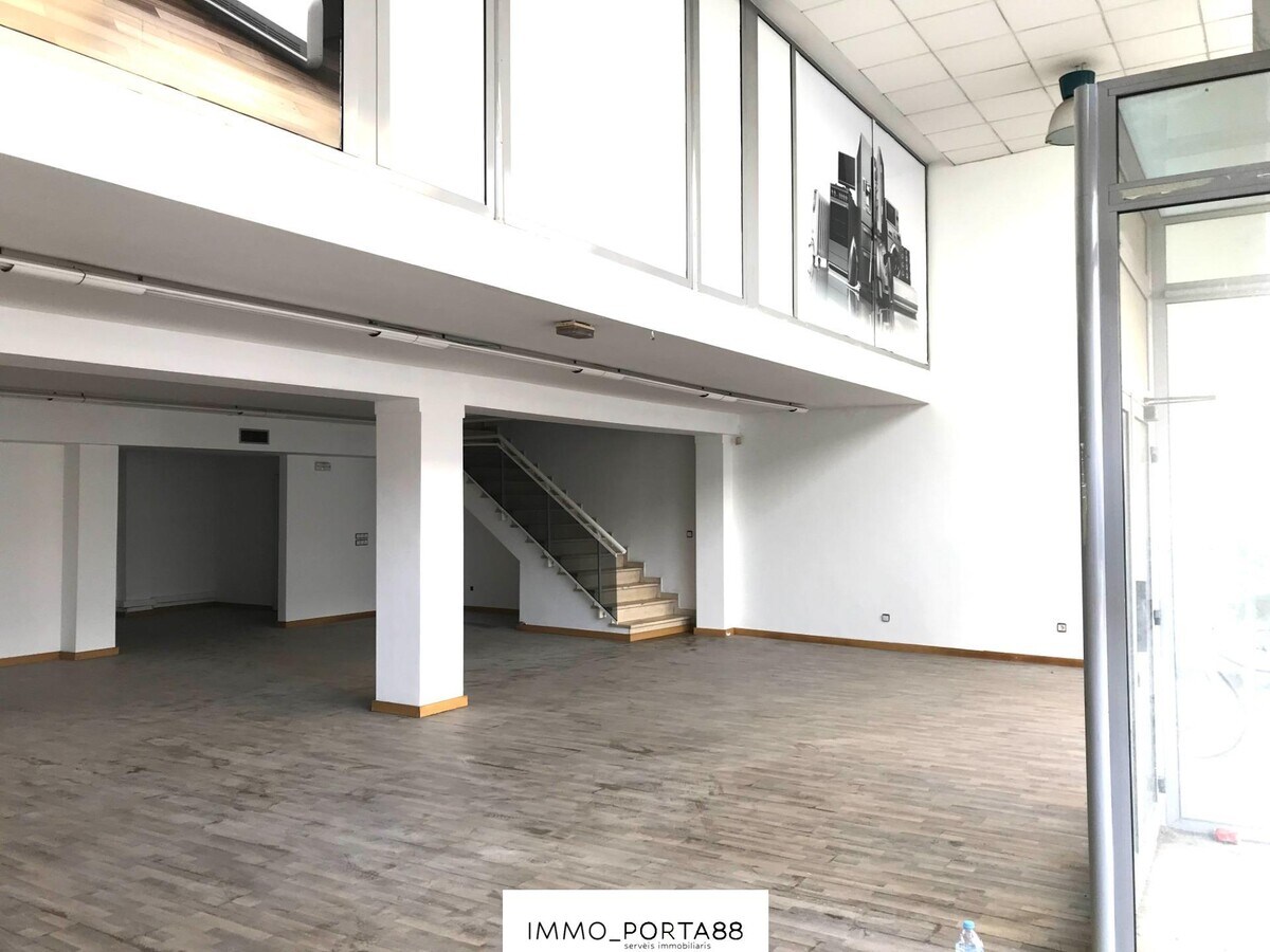 Figueres, GER 17600 -  -  - Foto del interior - Image 1 of 3