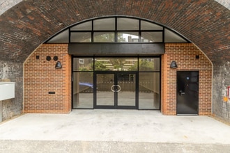 Queenstown Rd, London en alquiler Foto del edificio- Imagen 2 de 5