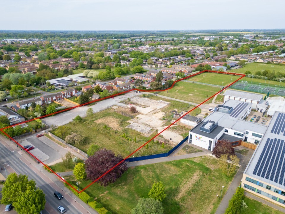 Land at North Cambridge Academy, Arbury Rd, Cambridge en venta Foto principal- Imagen 1 de 6