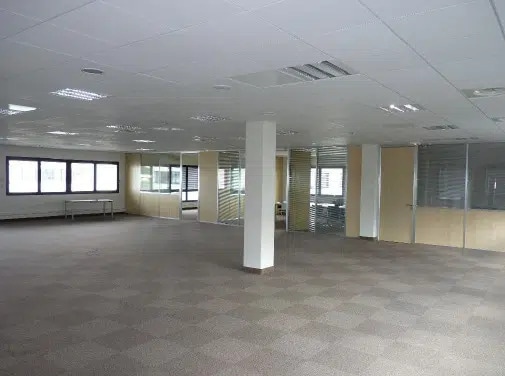 10 Rue Aimé Cotton, Saint-Priest en alquiler - Foto del edificio - Imagen 3 de 6