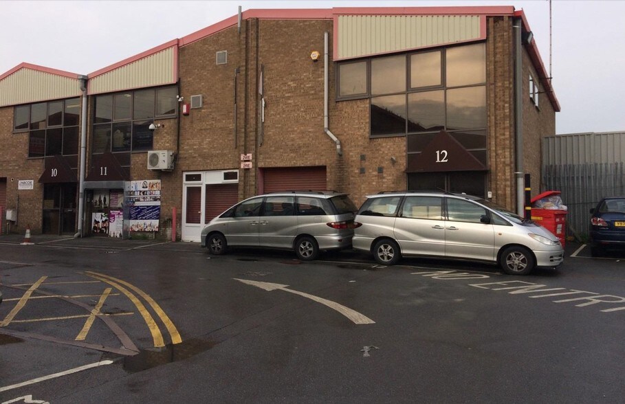 1-12 River Rd, Barking en alquiler - Foto del edificio - Imagen 3 de 5