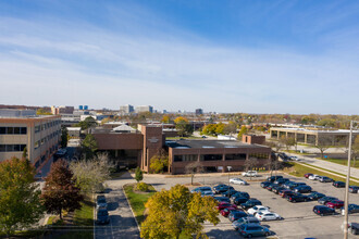 2010 S Arlington Heights Rd, Arlington Heights, IL - VISTA AÉREA  vista de mapa