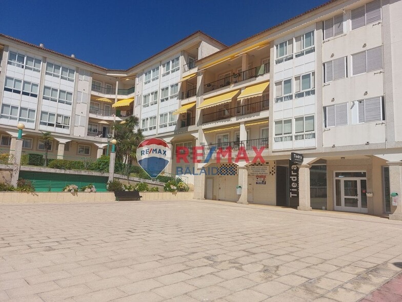 Local en Nigrán, Pontevedra en venta - Foto del edificio - Imagen 2 de 8
