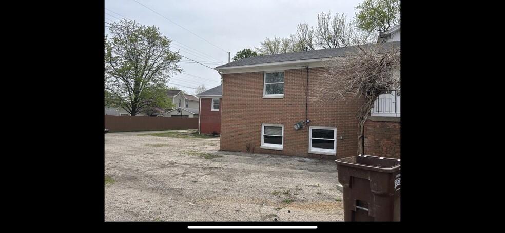 310 N Cherry St, Eaton, OH en venta - Foto del edificio - Imagen 2 de 10