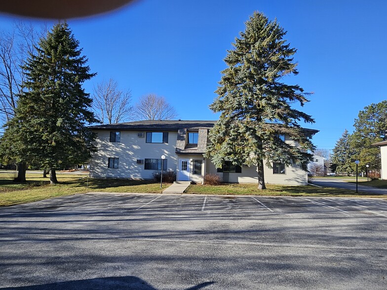 1811 Michigan St, Sturgeon Bay, WI en venta - Foto del edificio - Imagen 1 de 7