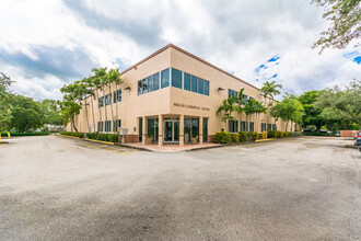 10484-10500 NW 50th St, Sunrise, FL en alquiler Foto del edificio- Imagen 1 de 10