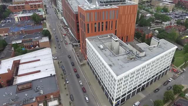 921 Main St, Buffalo, NY en alquiler - Vídeo de anuncio comercial - Imagen 2 de 6