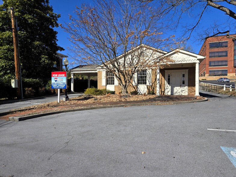 159 E Valley St, Abingdon, VA en alquiler - Foto del edificio - Imagen 1 de 16