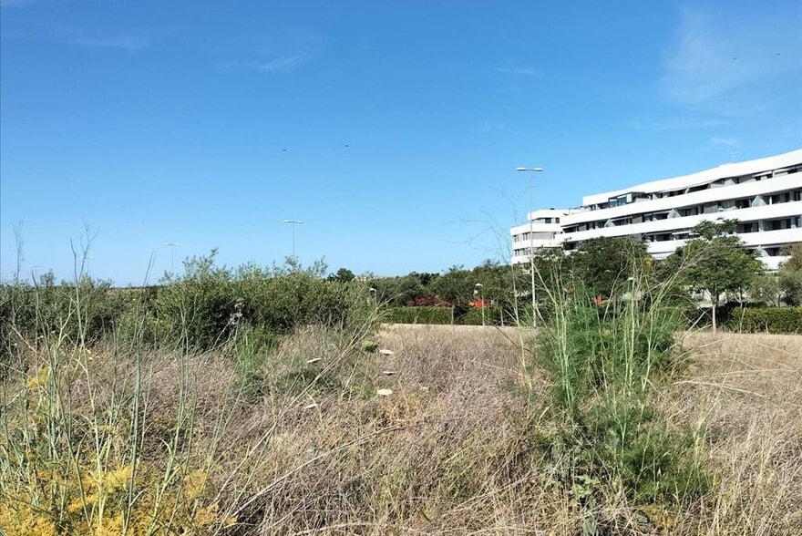 Terreno en Mairena del Aljarafe en venta - Foto del edificio - Imagen 2 de 38