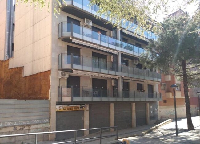Más detalles de Edificio residencial​ en venta