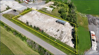 Más detalles de 482 Russett Dr, Arnprior, ON - Terreno en alquiler