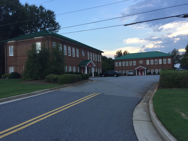 1353 Jennings Mill Rd, Watkinsville, GA en alquiler - Foto del edificio - Imagen 1 de 3