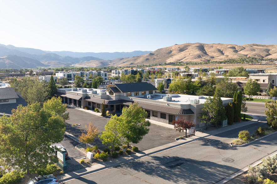 3476 Executive Pointe Way, Carson City, NV en alquiler - Foto del edificio - Imagen 3 de 8