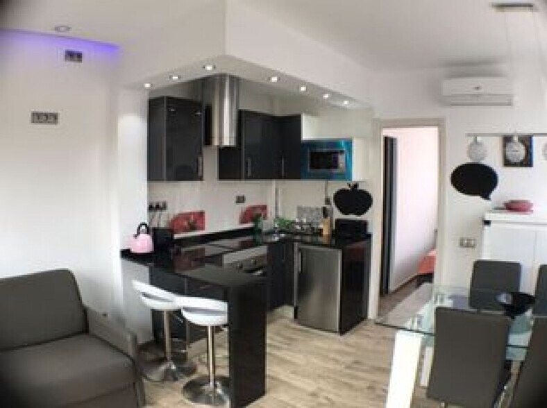 Edificio residencial en Barcelona, Barcelona en venta - Foto del interior - Imagen 2 de 5