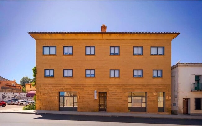 Más detalles de Calle Duque de Bivona, 15, Ayerbe - Local en venta