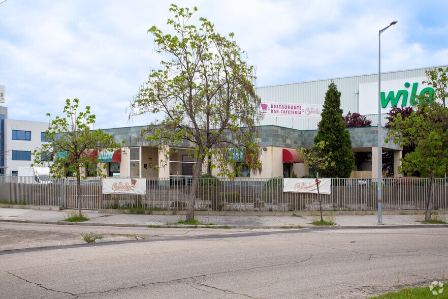 Calle Padre Granda, 4, Alcalá de Henares, Madrid en alquiler - Foto del edificio - Imagen 3 de 4