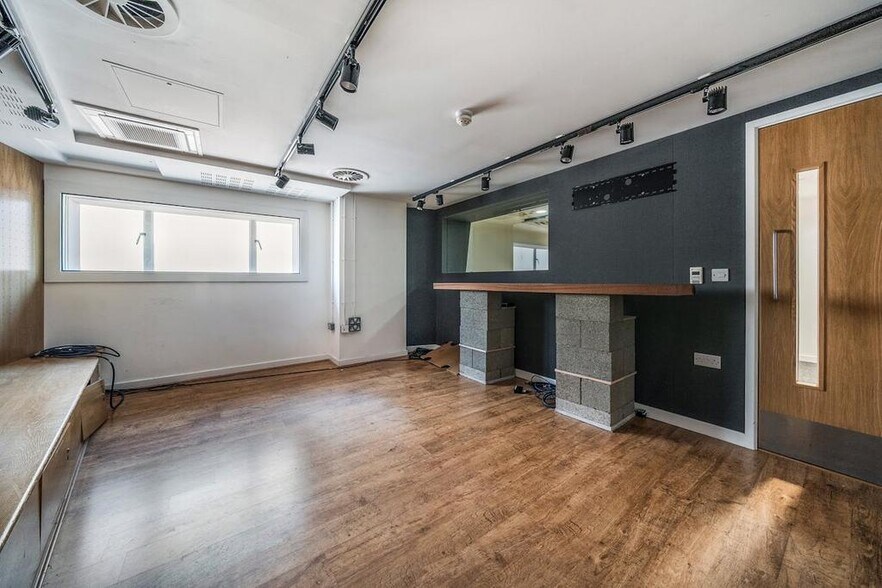 25 King Sq, Bristol en venta - Foto del edificio - Imagen 3 de 11