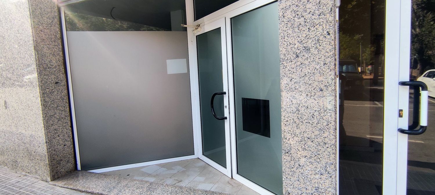 Local en Montornès del Vallès, Barcelona en alquiler Foto del interior- Imagen 1 de 14