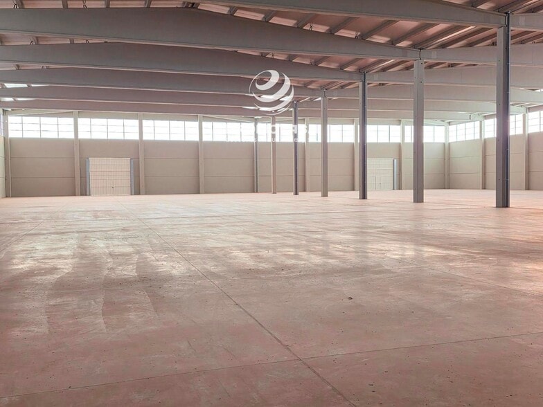 Nave en Arganda del Rey, Madrid en venta - Foto del edificio - Imagen 2 de 5
