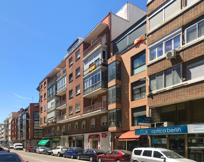 Más detalles para Calle De Cartagena, 117, Madrid - Edificio residencial​ en venta