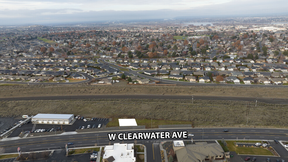 8504 W Clearwater Ave, Kennewick, WA en alquiler - Foto del edificio - Imagen 2 de 6