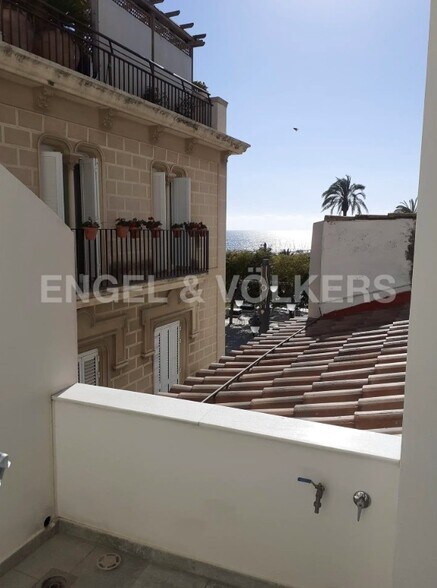 Edificio residencial en Sitges, Barcelona en venta - Foto del edificio - Imagen 2 de 3