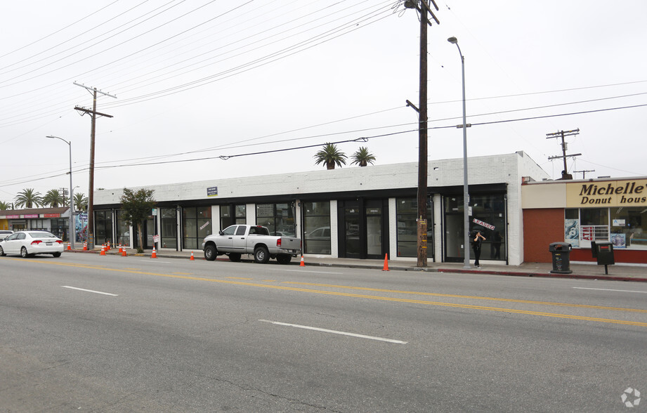 4850 Santa Monica Blvd, Los Angeles, CA en alquiler - Foto del edificio - Imagen 2 de 4