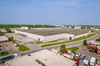 2000 Rue Halpern, Montréal, QC - AÉREA vista de mapa - Image1