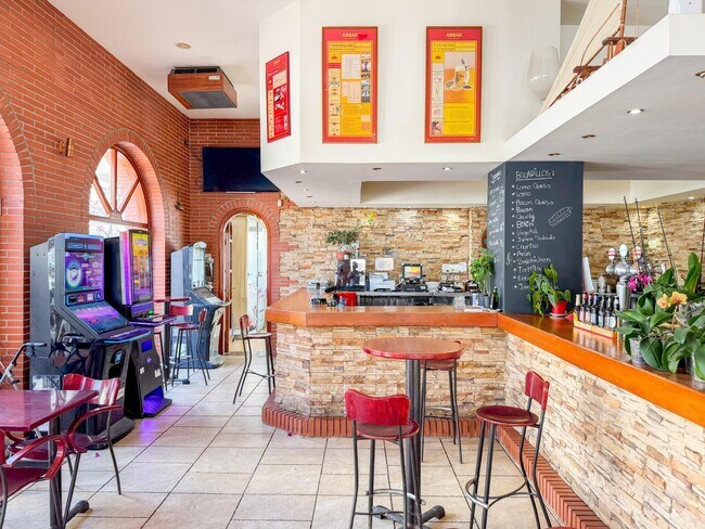 Más detalles de Edificio residencial​ en venta