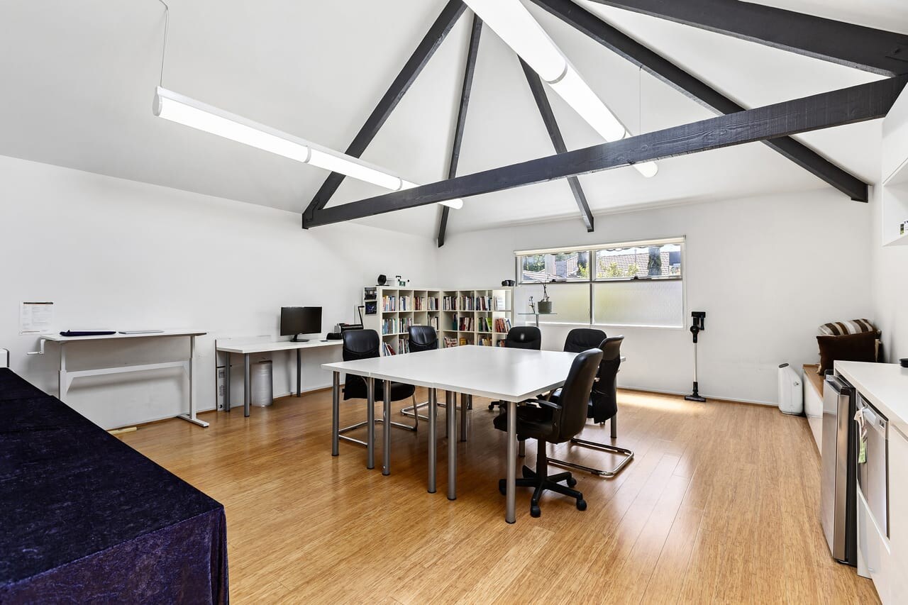 41 Glen Huntly Rd, Elwood, VIC 3184 - Unidad 4 - - Foto del interior - Image 1 of 6