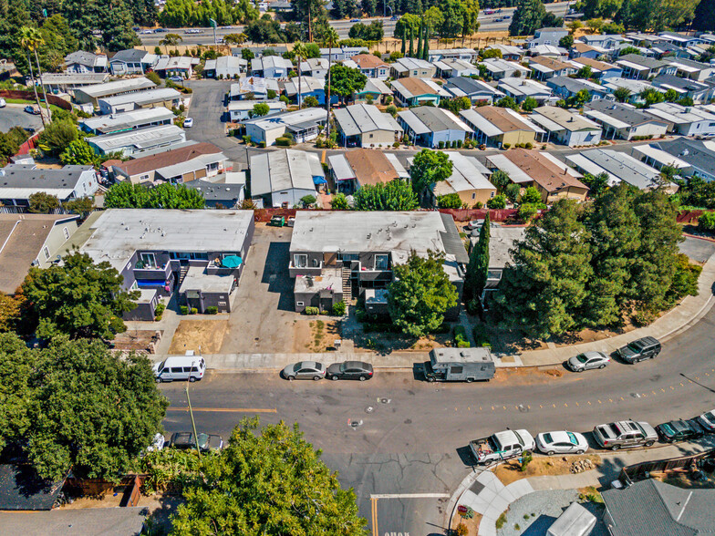 5390 Carryback Ave, San Jose, CA en venta - Foto del edificio - Imagen 2 de 24