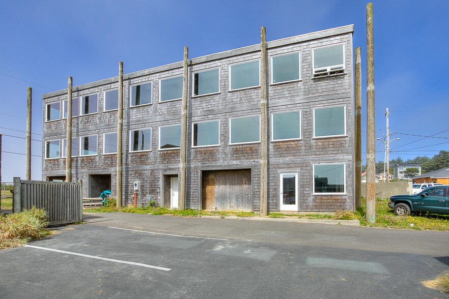 61 Main St, Pacific Beach, WA en venta - Foto del edificio - Imagen 3 de 57