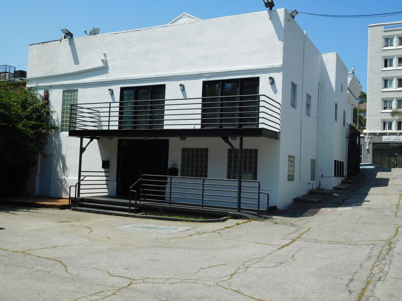 1952 N Cahuenga Blvd, Los Angeles, CA en alquiler - Foto del edificio - Imagen 2 de 74