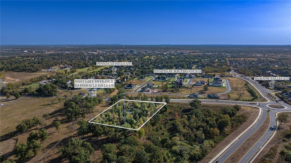 4400 S Rainbow Rd, Rogers, AR en venta Vista aérea- Imagen 1 de 15