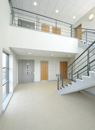 Más detalles de Yew Tree Way, Warrington - Oficina en alquiler