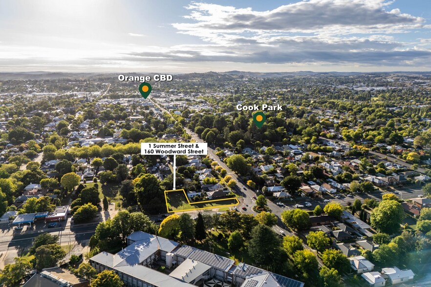 160 Woodward Street, Orange en venta - Foto del edificio - Imagen 2 de 3