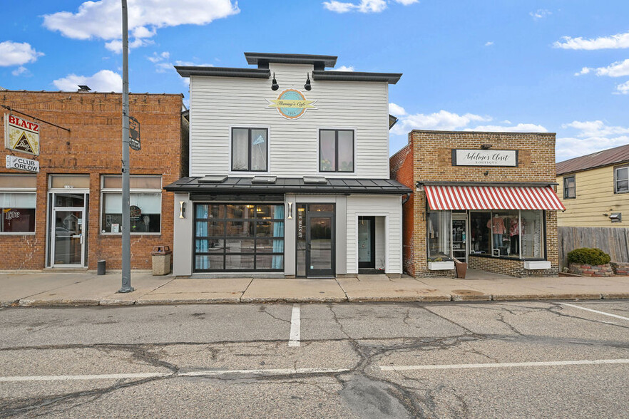 122 S Main St, Amherst, WI en venta - Foto del edificio - Imagen 1 de 38