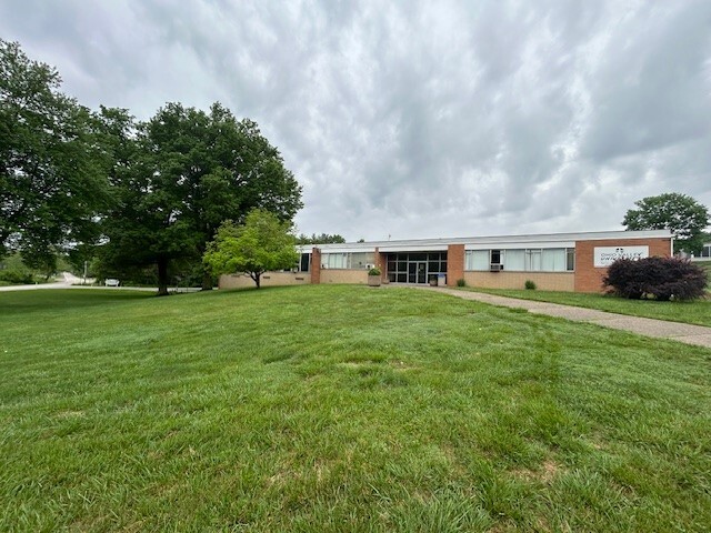 209 Parkway Pl, Parkersburg, WV en alquiler - Foto del edificio - Imagen 1 de 1